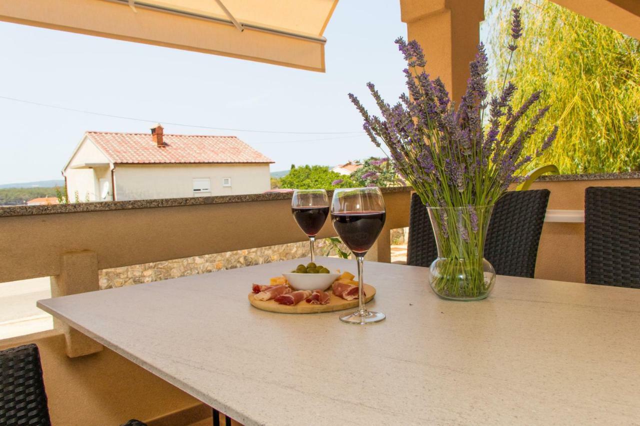 Apartmani Zoric Пунат Екстер'єр фото